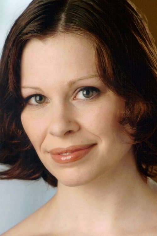 Erin Mathews image
