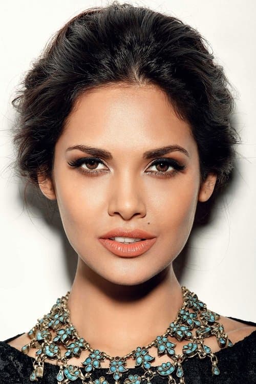 Esha Gupta image