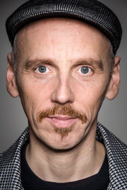 Ewen Bremner image