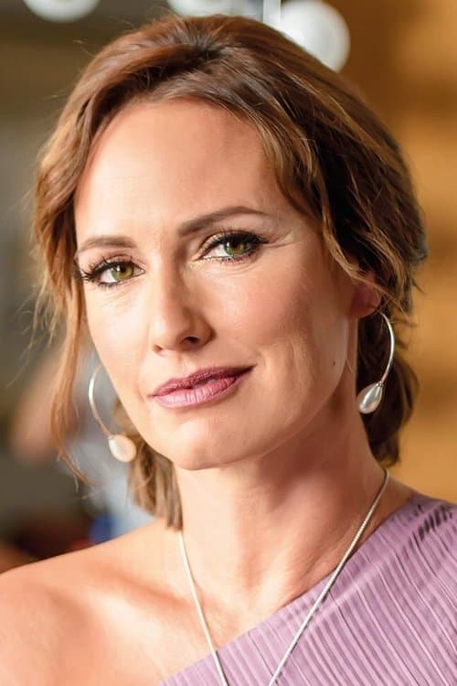 Fernanda Serrano image
