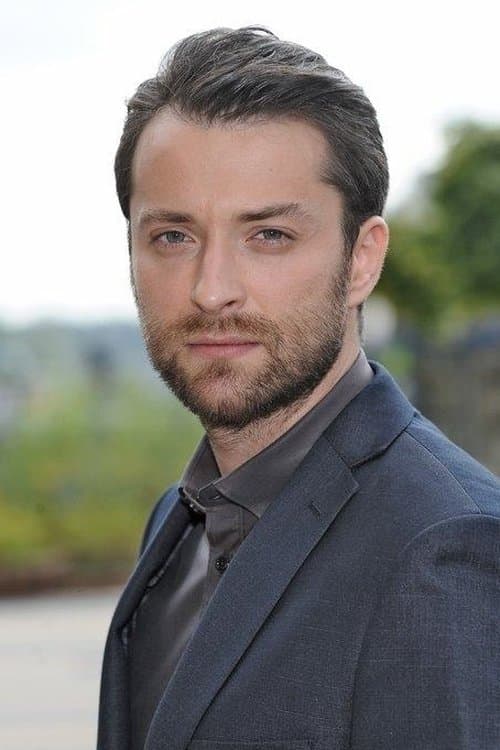 Filip Bobek image