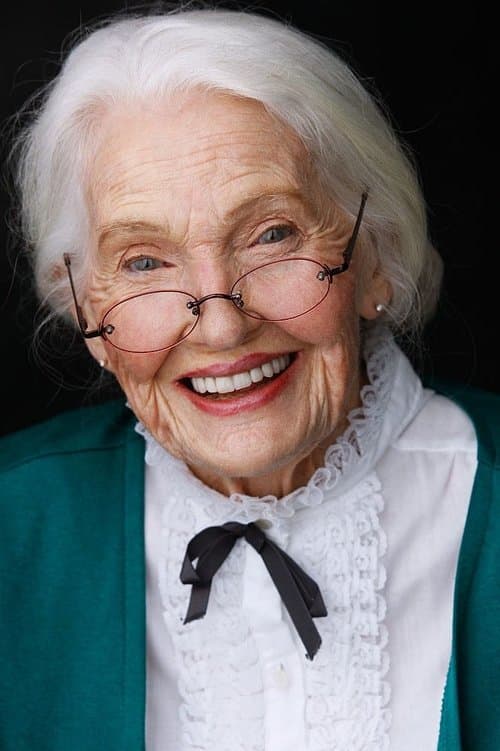 Fiona Hale image