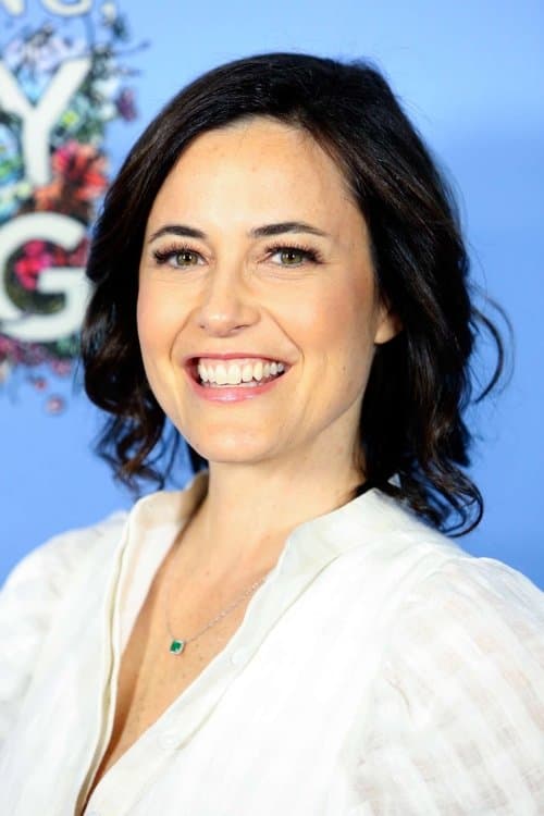 Fiona Loewi image