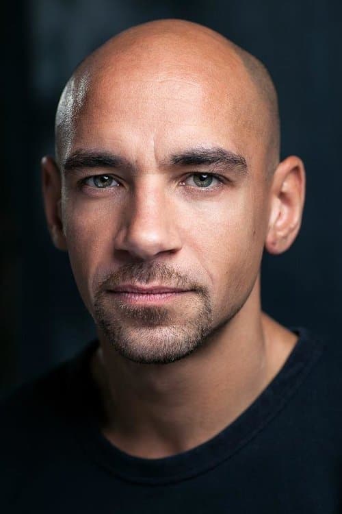 Fraser Ayres image