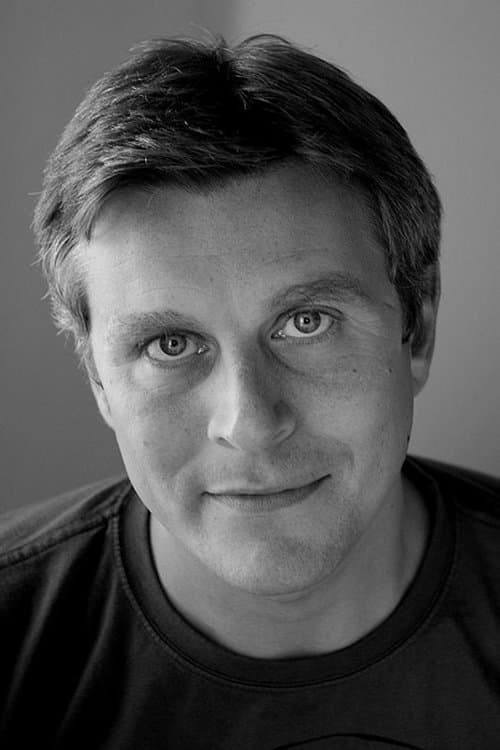 Garry Sweeney image