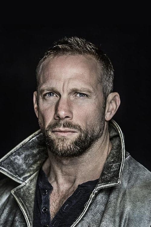 Gavin Fox image