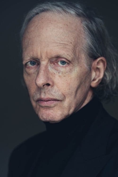 Geoffrey Carey image