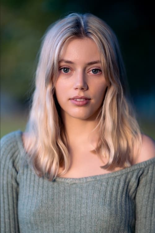 Grace Van Dien image