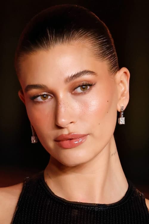 Hailey Bieber image