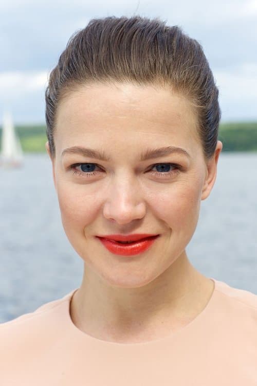 Hannah Herzsprung image