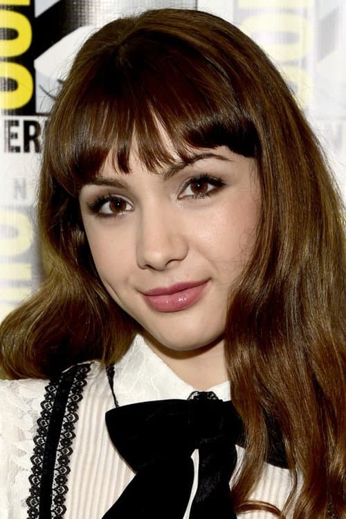 Hannah Marks image