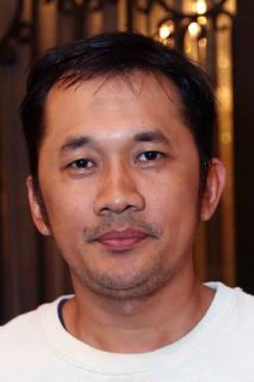 Photo of Hanung Bramantyo