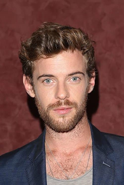 Harry Treadaway image