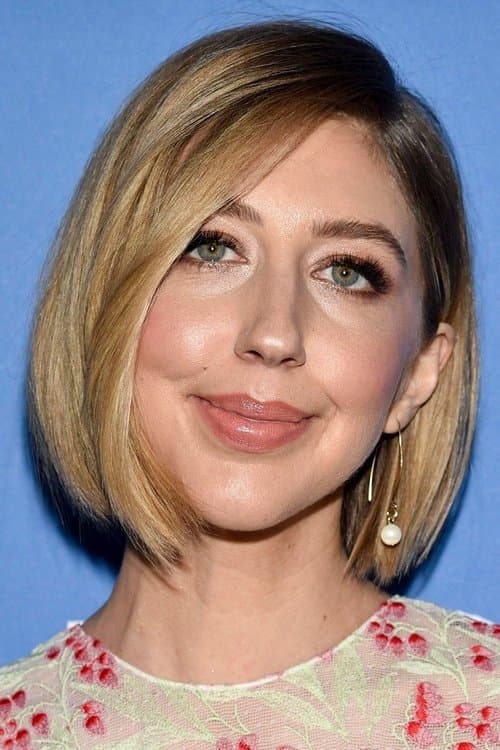 Heidi Gardner image