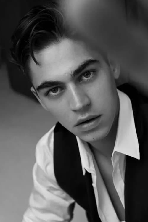 Hero Fiennes Tiffin image
