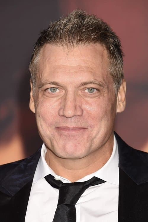 Holt McCallany image