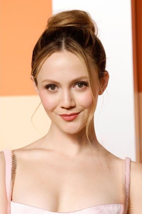 Iris Apatow image