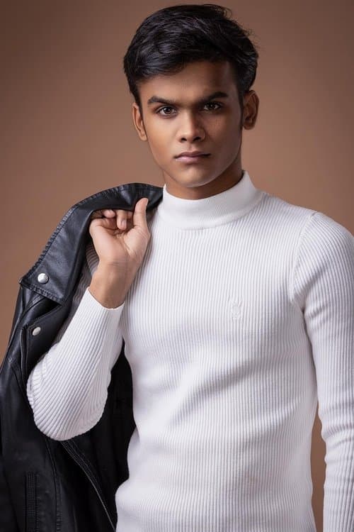 Ishan Saxena image