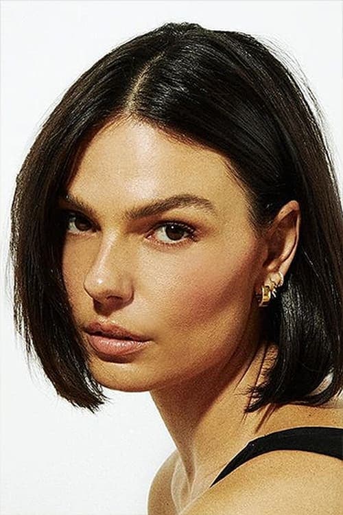 Isis Valverde image