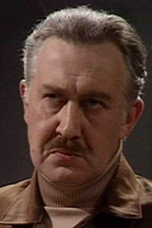Ivor Roberts image