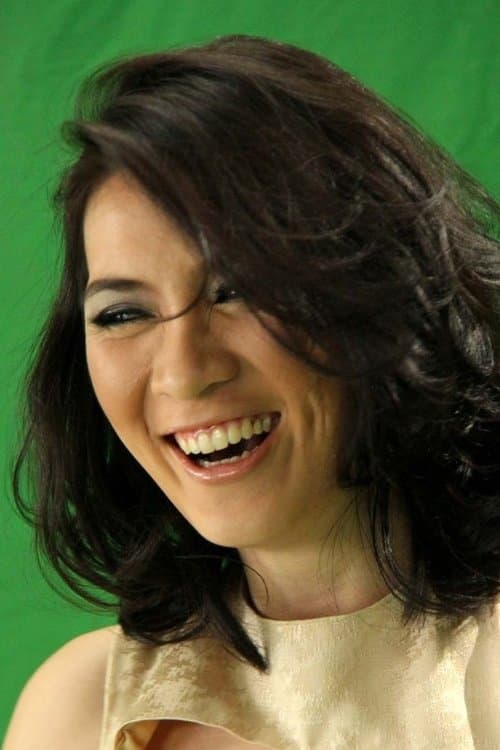 Jennifer Arnelita image