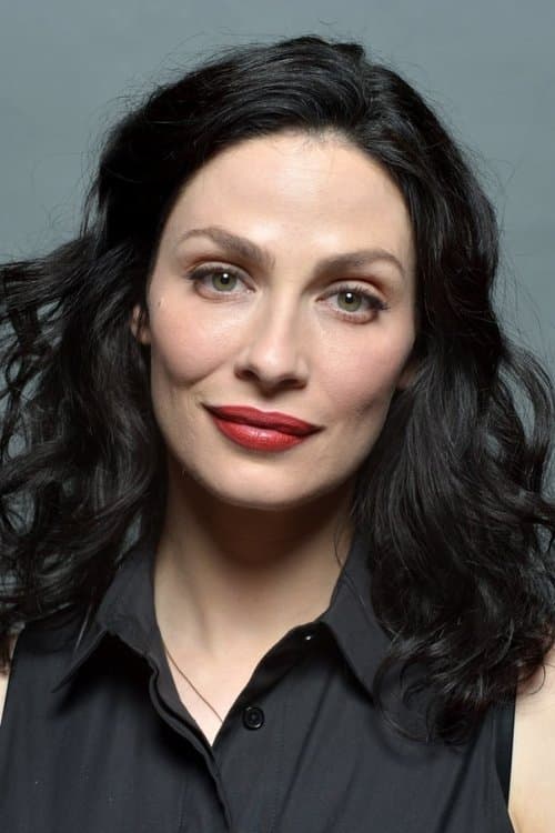 Joanne Kelly image