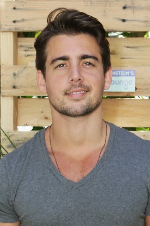 John DeLuca image