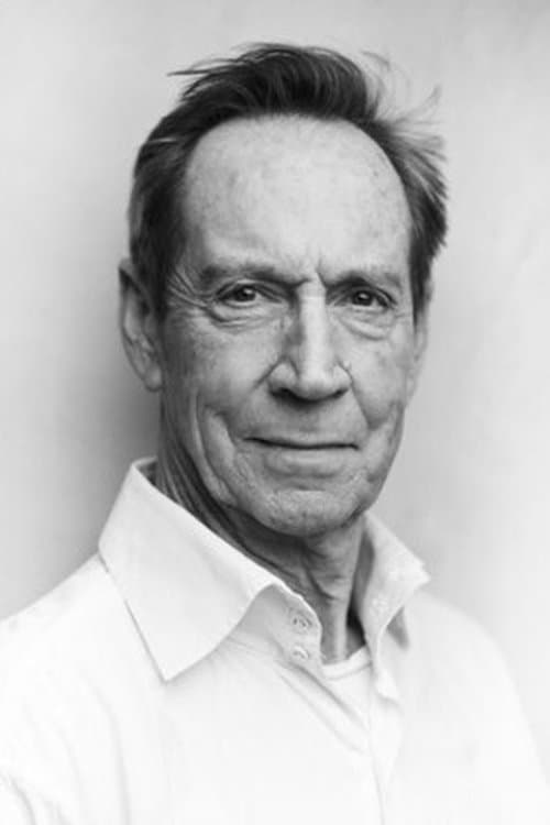 Jonathan Hyde image