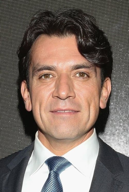 Jorge Salinas image