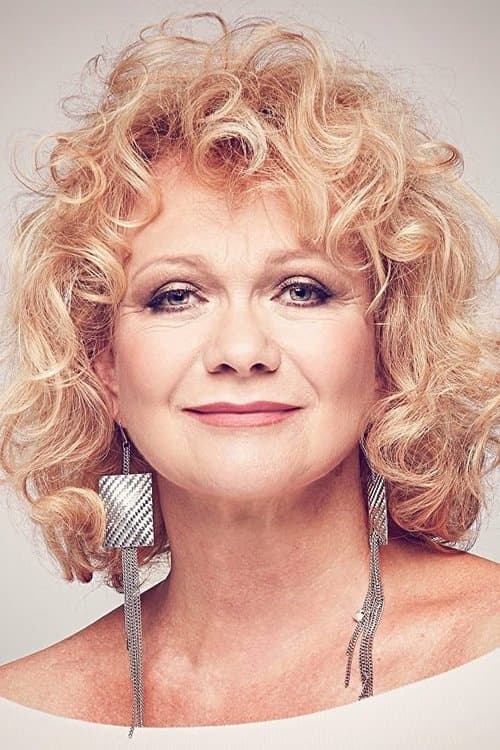 Juli Básti image