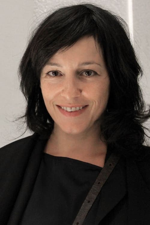 Julia Cencig image