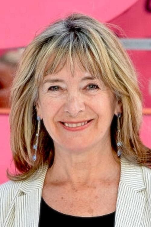 Julia Deakin image