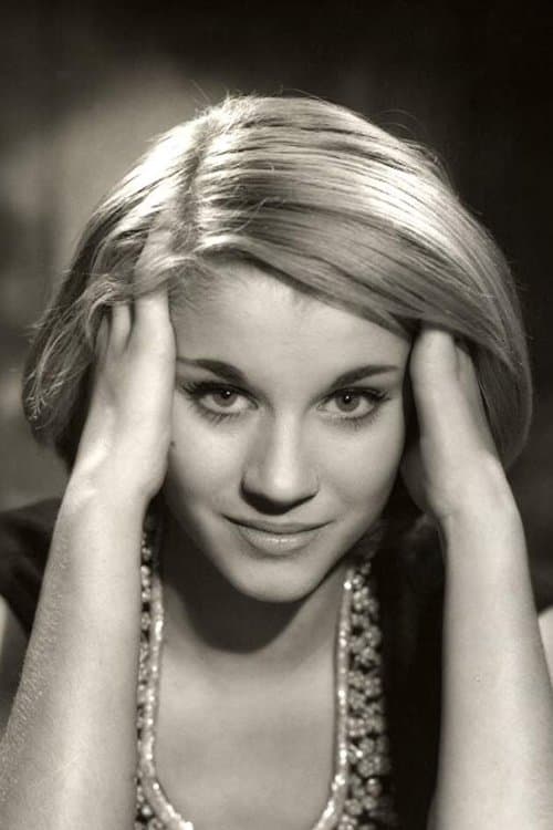 Julia Lockwood image