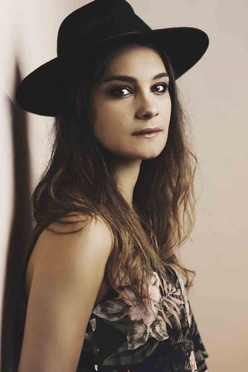 Julia Paul image
