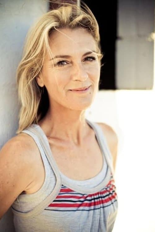 Julie Hartley image