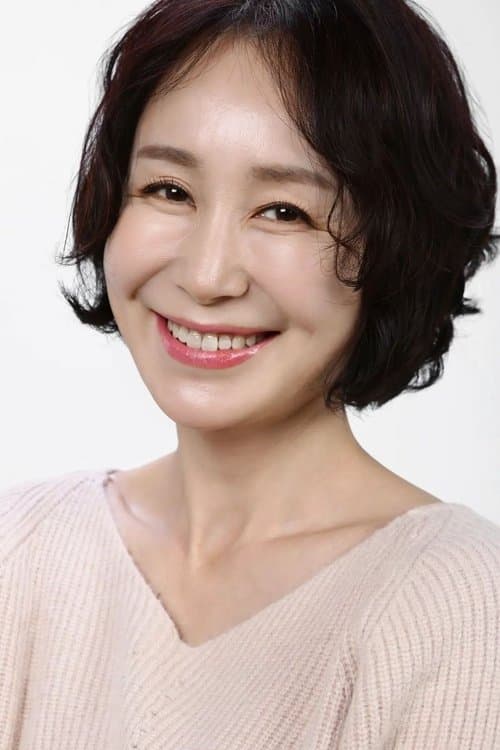 Jung Yoon-seo image