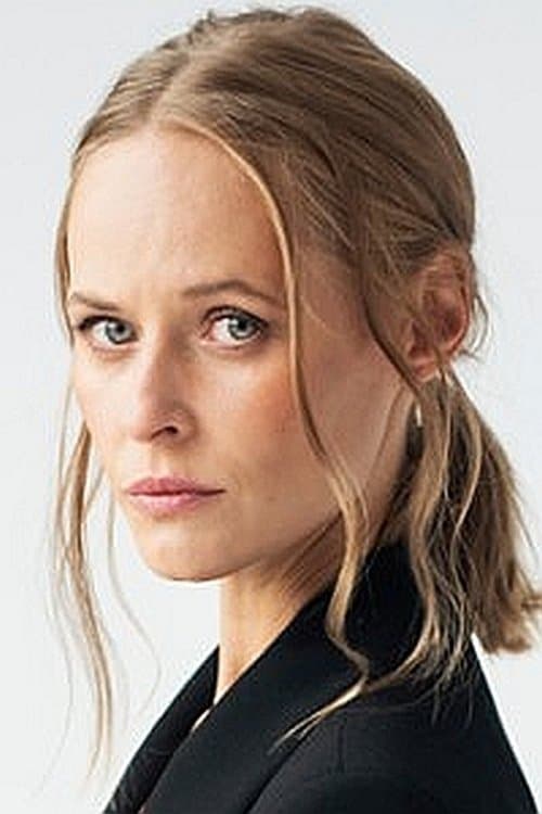 Karolina Kominek image