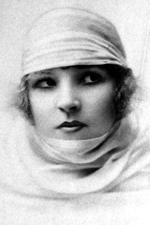 Kay Laurel image