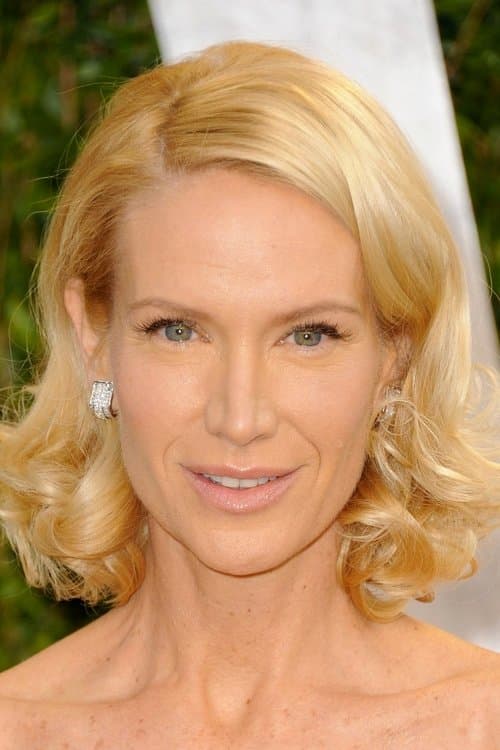 Kelly Lynch image