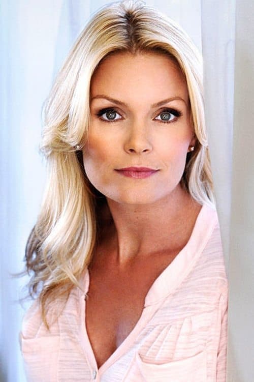 Kelly Packard image