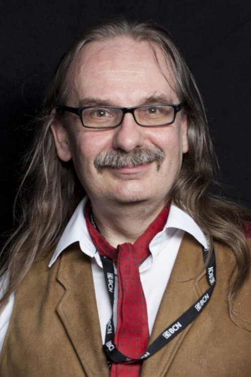 Kim Newman image