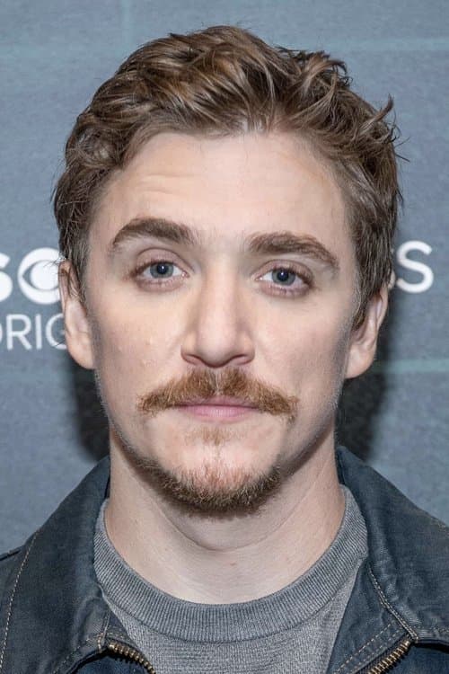 Kyle Gallner image