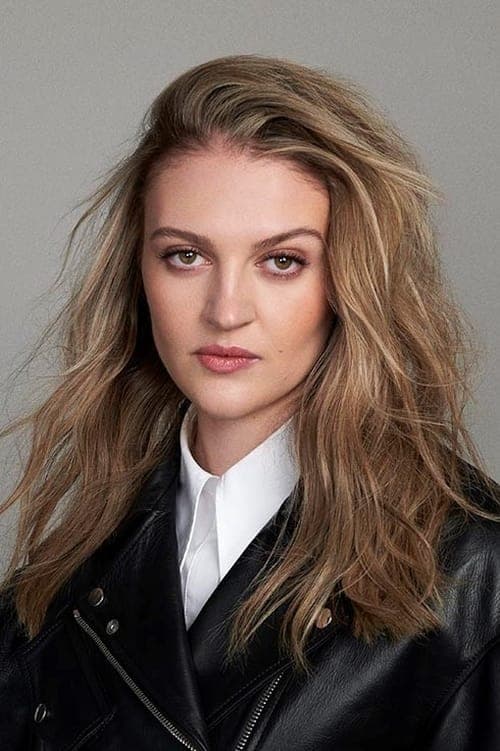 Lara Peake image