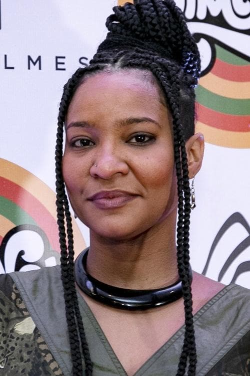 Larissa Luz image