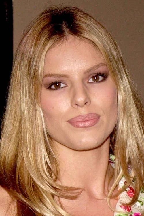 Layla Roberts image