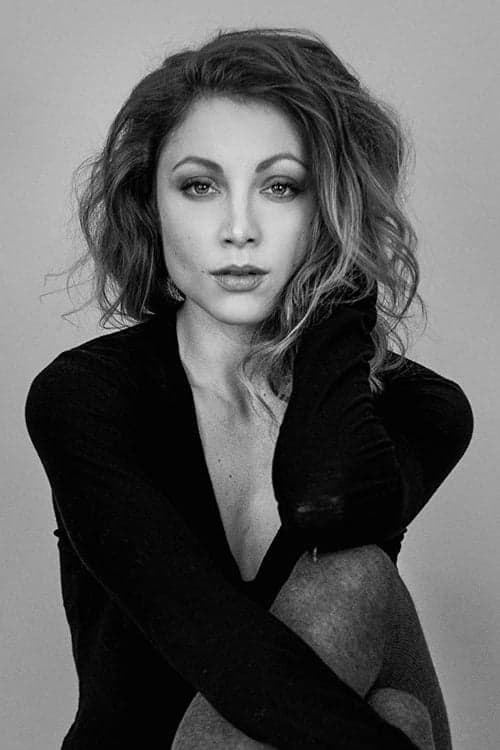Leah Gibson image