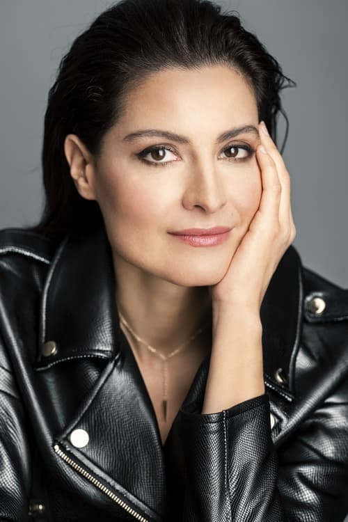 Ledicia Sola image
