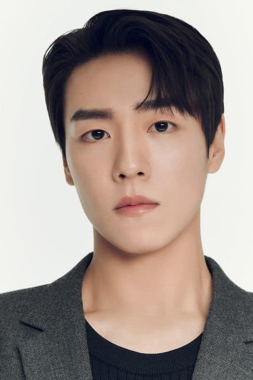 Lee Hyun-woo image