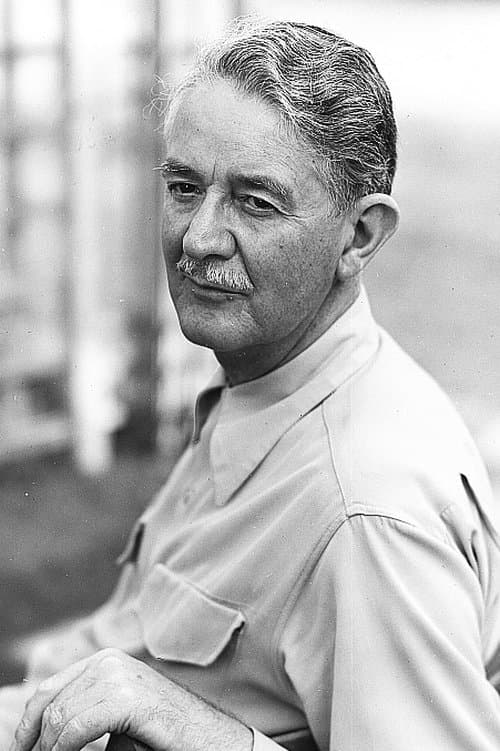 Leonard Carey image