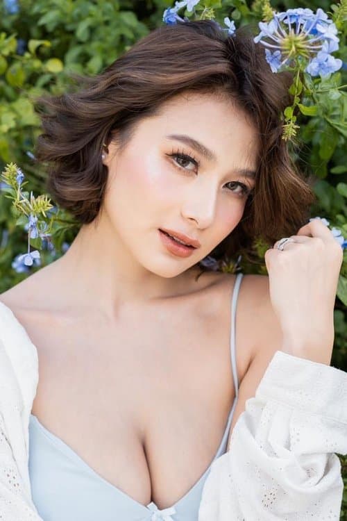 Liezel Lopez image